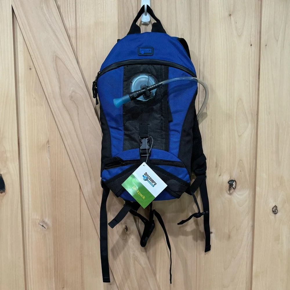 Discovery Channel Hydration Backpack NWT! Blue Camping Hiking Hydropak